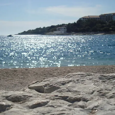 Holiday Ii Апартаменты *