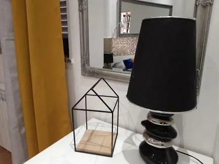 Apartment Ii *