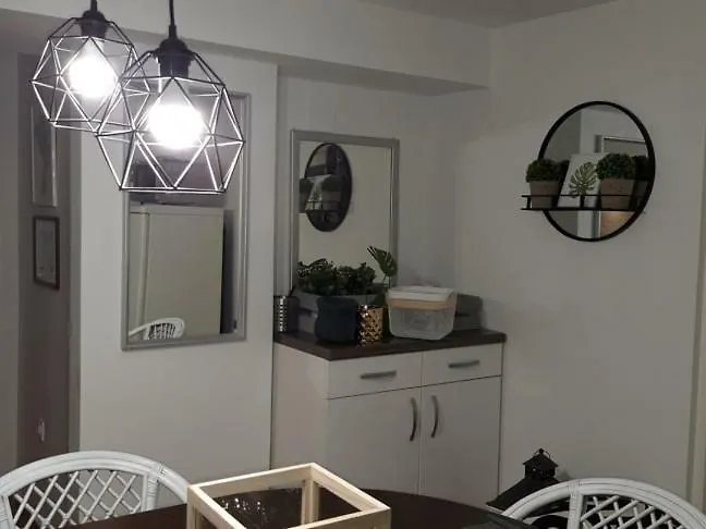 アパート Ii プーラ